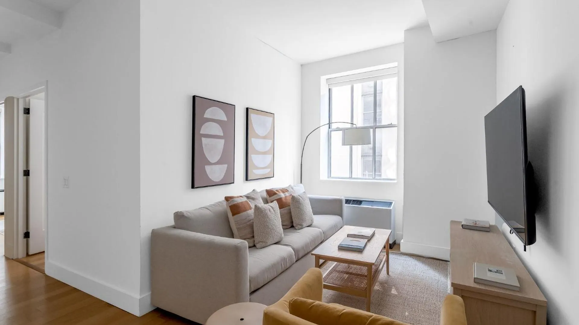 Luxury 2Br 1Bath Financial District Escape Near Wall Street New York