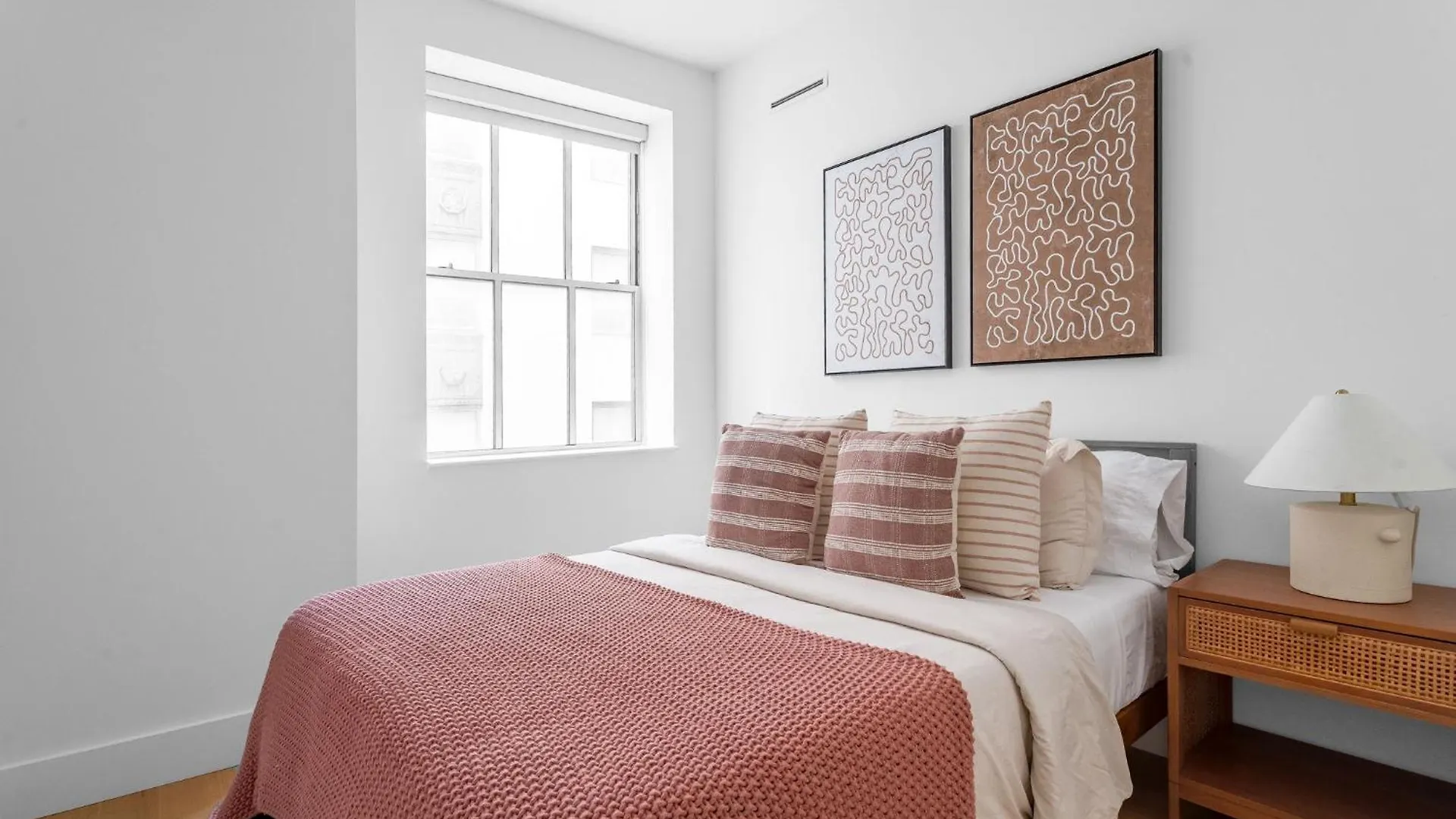 Luxury 2Br 1Bath Financial District Escape Near Wall Street New York Apartment